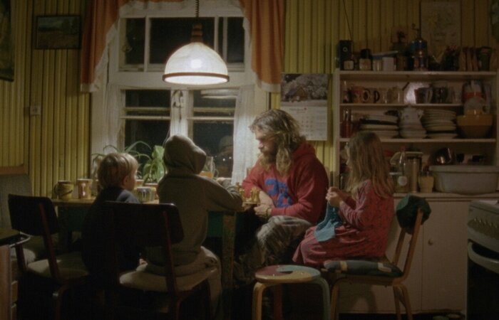 Photo 2 SUNDIAL_STILL_10.jpg